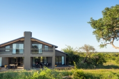 BUSH-EXTERIOR-2