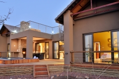 PARK-EXTERIOR-10