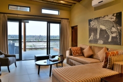 RIVER-LIVING-9
