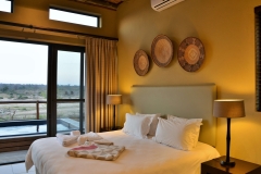 RIVER-ROOMS-2