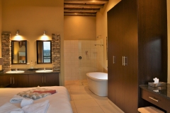 RIVER-ROOMS-4