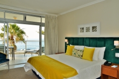 LUXURY-MAIN-BED-BALCONY-2